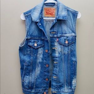 Levi Vest - Men’s Small